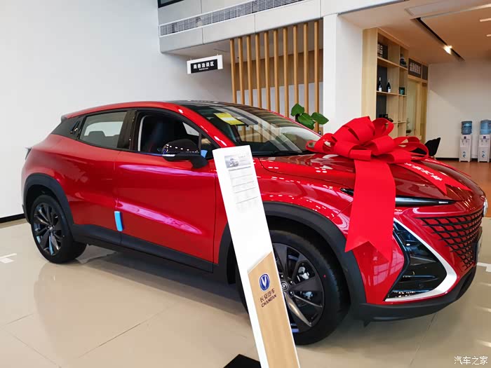 【图】燃烧的uni-t,红色的uni-t实车初见_长安uni-t论坛_汽车之家论坛