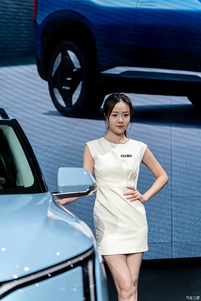 【图】看看新车ev5,起亚车模真漂亮_起亚ev5论坛_汽车之家论坛