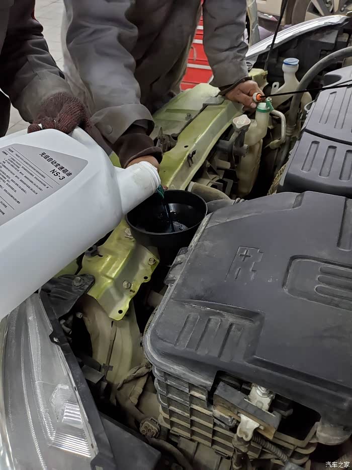 锋驭重力换变速箱油