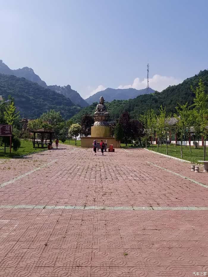 避暑生活双节为伴嵩县卧龙谷