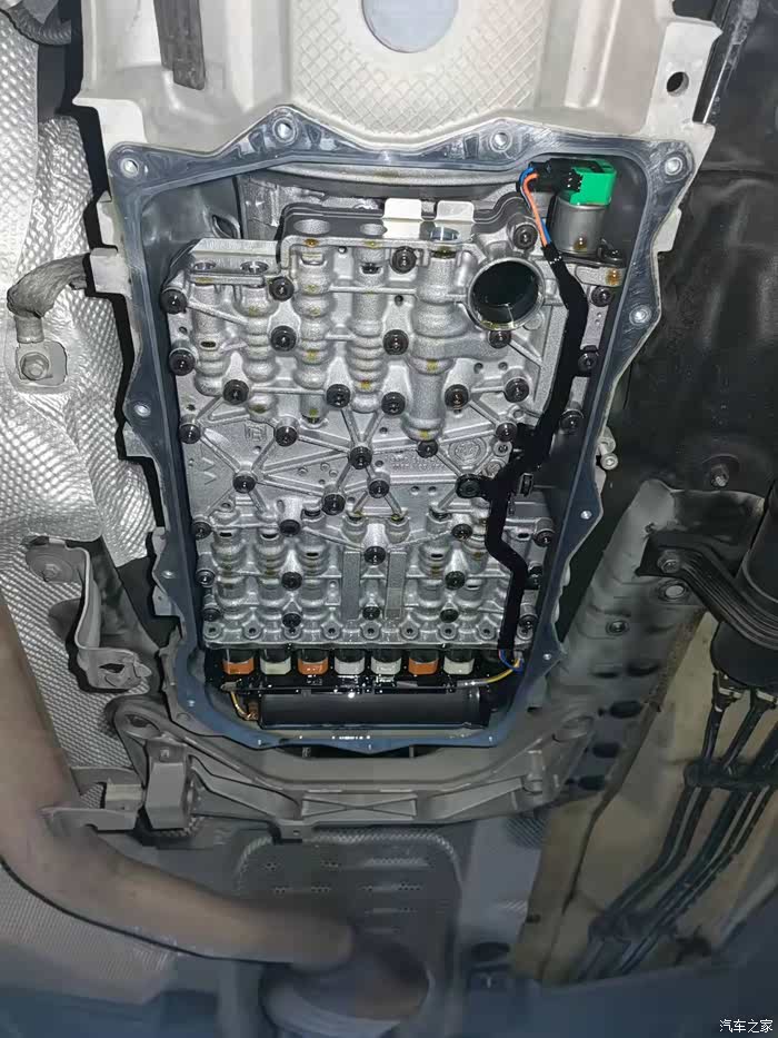 【图】f35更换变速箱油疑问(求专家帮忙看看)_宝马3系论坛_汽车之家
