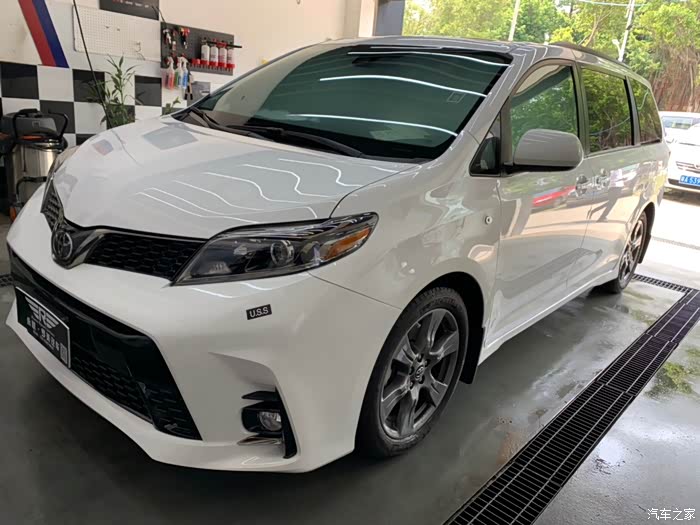 今年第二辆车19款丰田塞纳