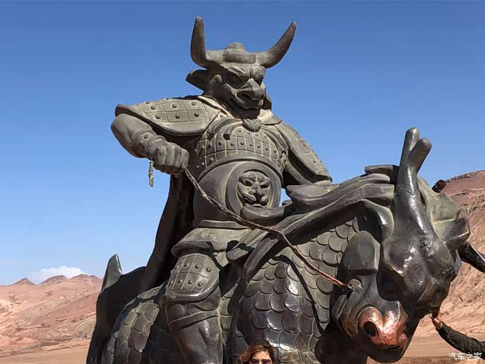 家喻户晓牛魔王塑像!