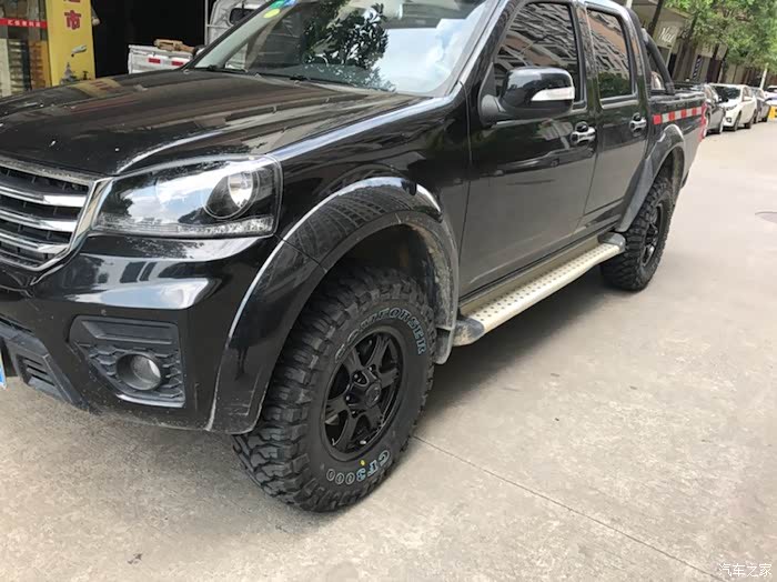 17款风骏5换大脚轮毂喷色