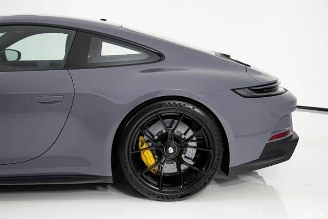 2022款保时捷911gt340手动挡灰黑现车鉴赏