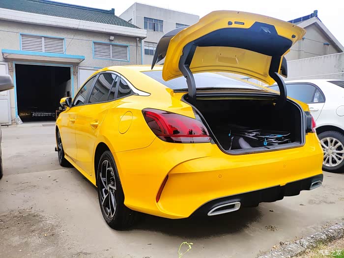 名爵5改装分享大尾翼上车马力增加50匹