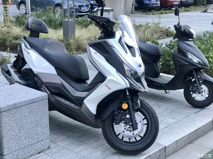 运动健将光阳s350到位喜迎踏板小老婆哈持续更新