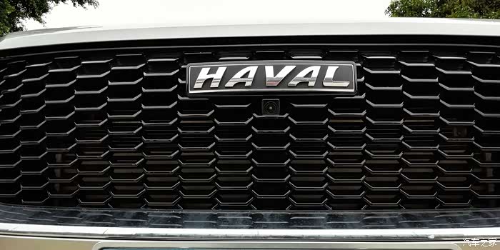 这算是第几种哈弗车标了,黑标?