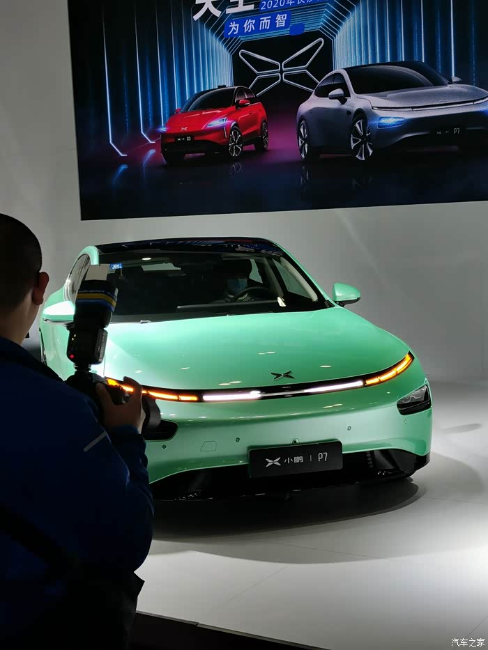 小鹏p7月光银,我的最爱