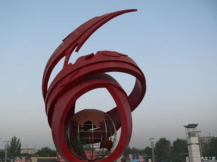 库车县城标志性建筑.