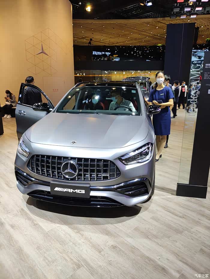 2021广州车展奔驰amggla35性能车