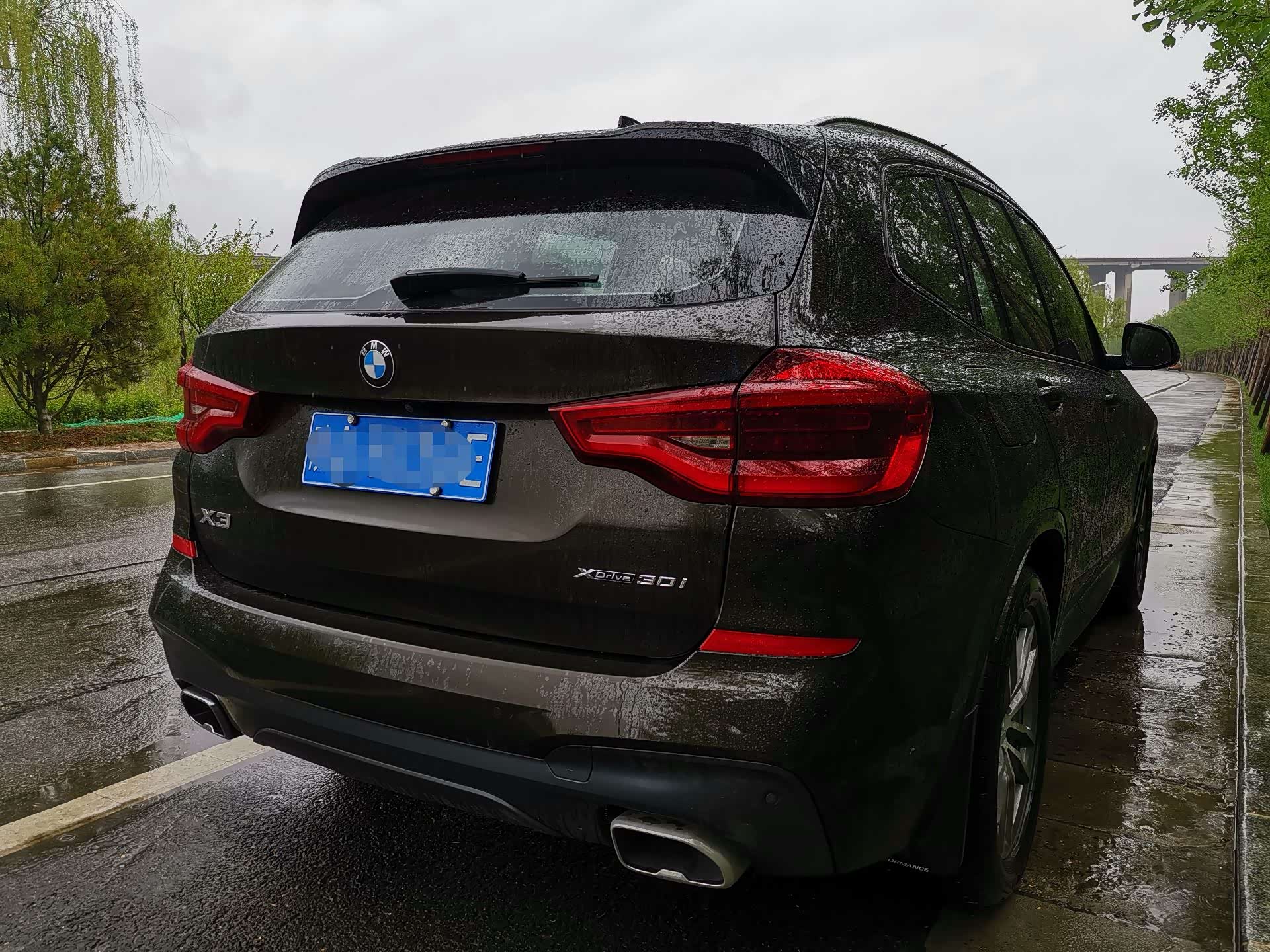 【图】春雨过后的旋风棕_宝马x3论坛_汽车之家论坛