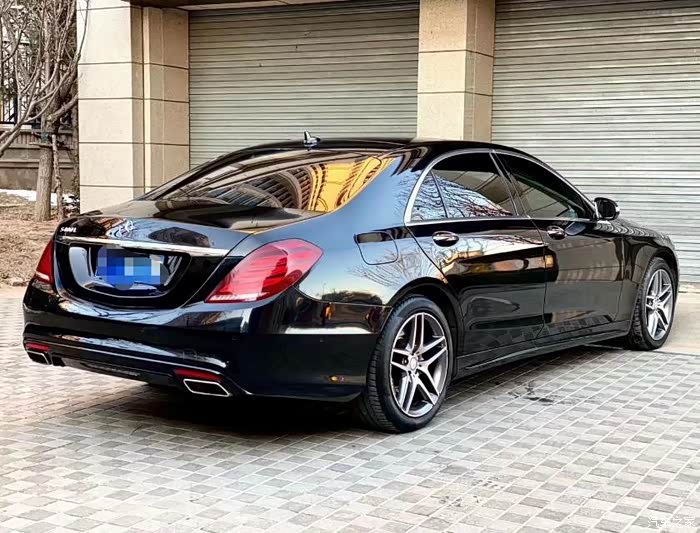 狂欢十二月极致奢华的奔驰s400lmatic