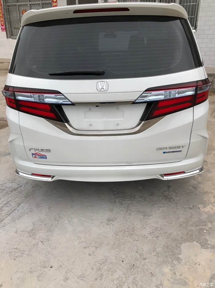 全国首台畅享版小白新混动奥德赛原汁原味提车作业求射精