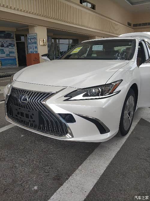 【图】es300h卓越 超音速白实拍_雷克萨斯es论坛_汽车之家论坛