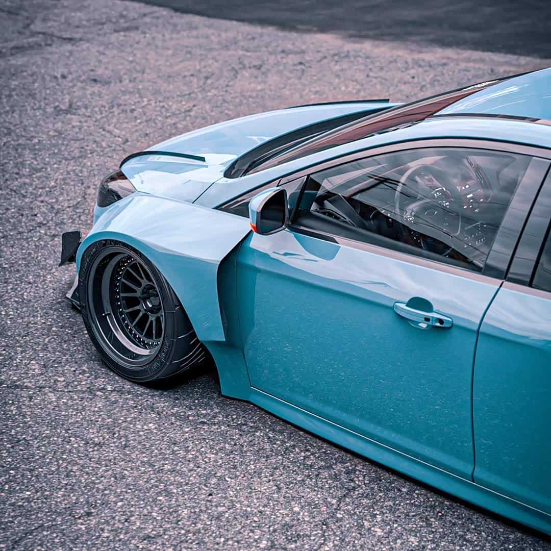 福克斯玩起宽体,这姿态也没谁了.