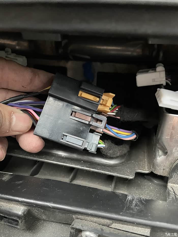 16款博越自己更换不一样的车机简直太完美了