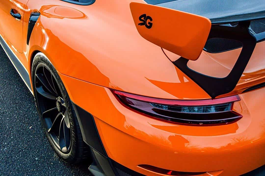 pts粉橙色,看起来十分温馨.