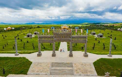 大汗行宫位于承德市丰宁满族自治县大滩镇