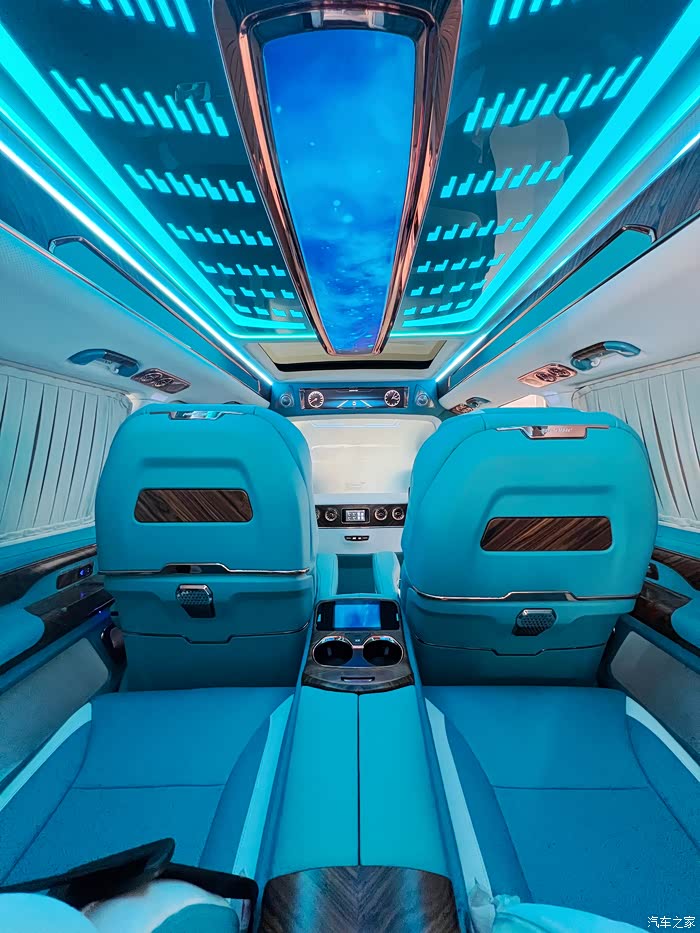 【图】奔驰klaseen蒂芙尼蓝内饰商务车_奔驰v级论坛_汽车之家论坛