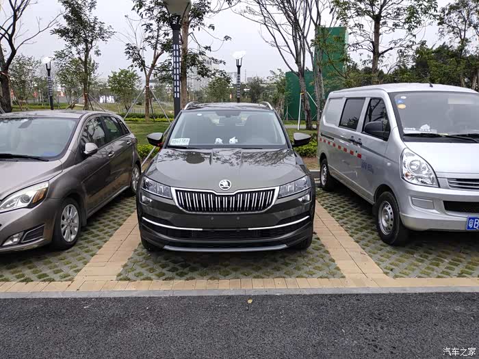 低调加奢华~~柯珞克石英绿