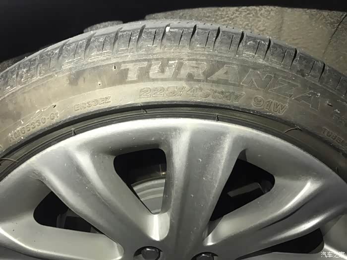 2017时尚版凯迪拉克ats-l原厂轮胎
