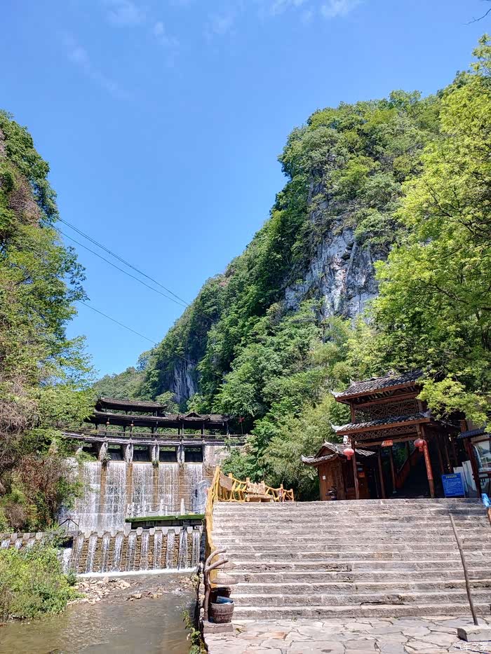 【图】游神秘湘西苗人谷苗寨之九黎廊桥瀑布_江西论坛_汽车之家论坛