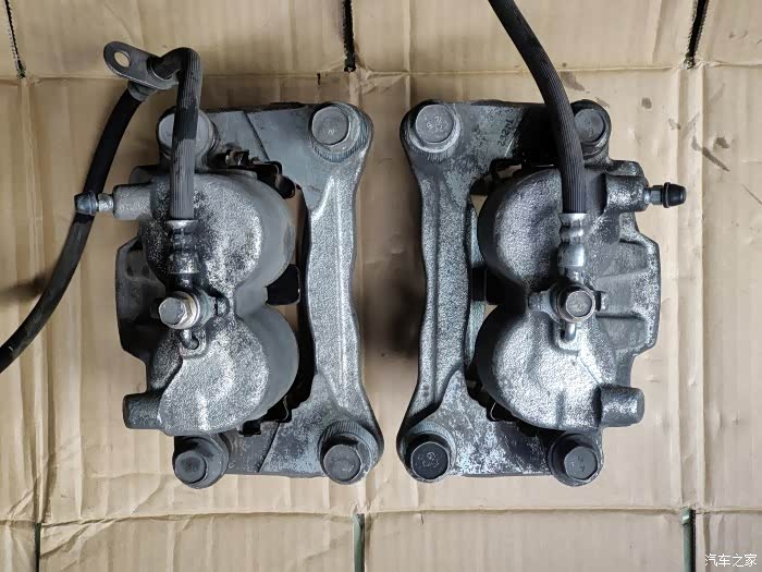 收1114进口锐界前刹车分泵一对