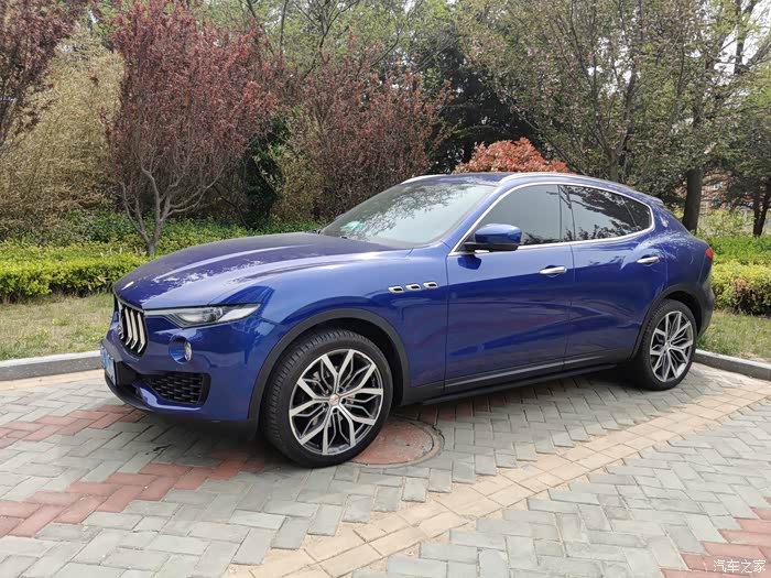 世界名车玛莎拉蒂suv