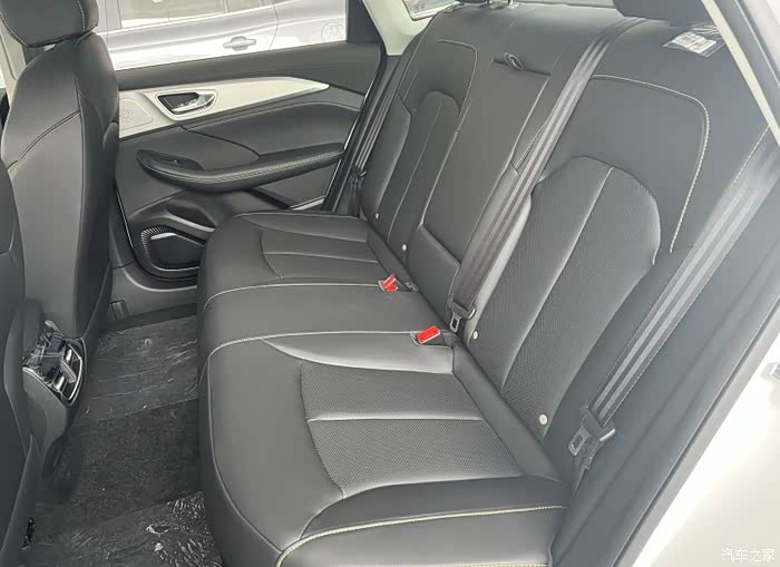 【图】代步绰绰有余,i6maxev空间大_荣威i6/ei6 max论坛_汽车之家论坛