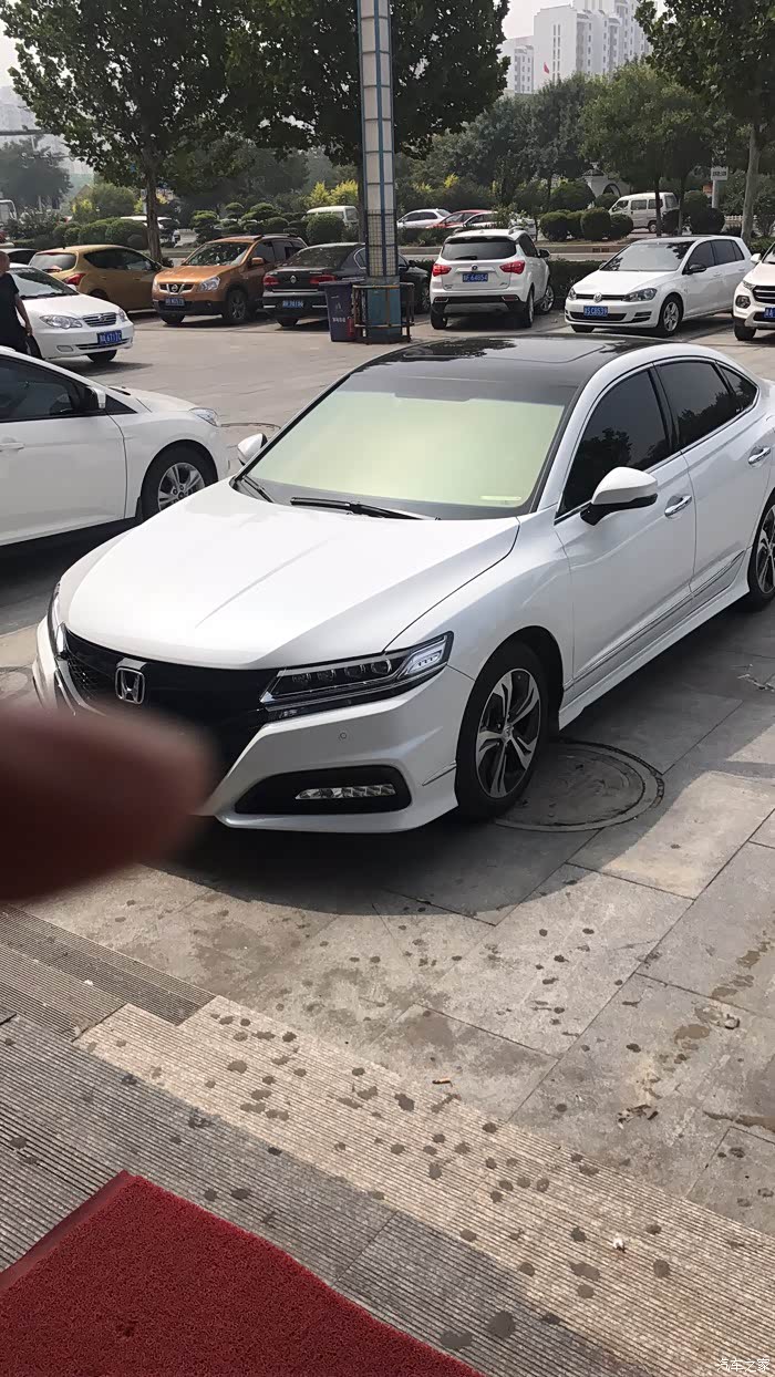 想小改一下思铂睿外观,大家给个参考意见.