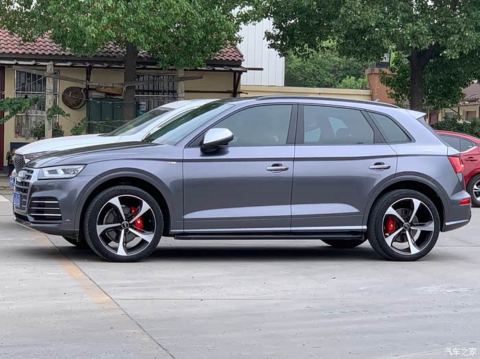 【图】q5l上21寸刀锋轮毂效果_奥迪q5/q5l论坛_汽车之家论坛
