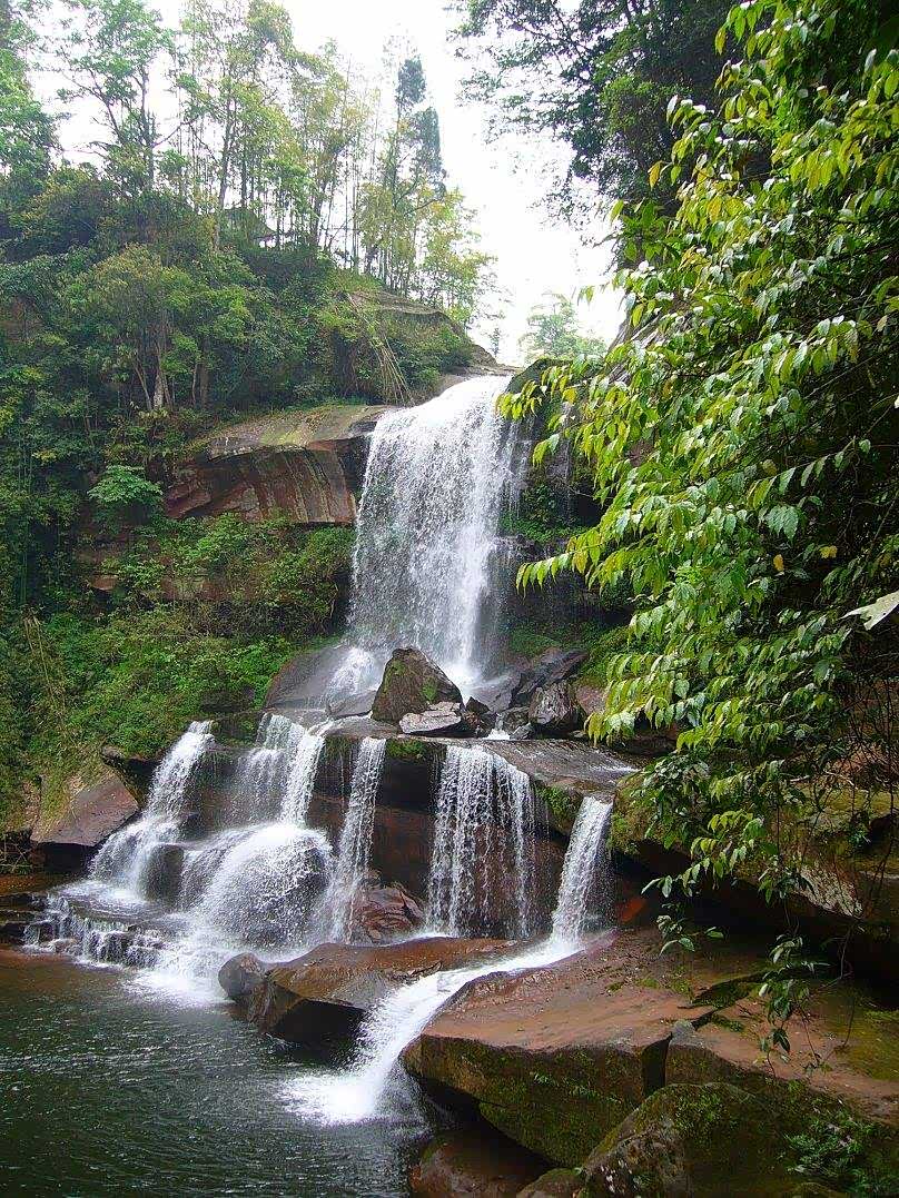 一个人的旅游,在路上遇见最真实的自己.