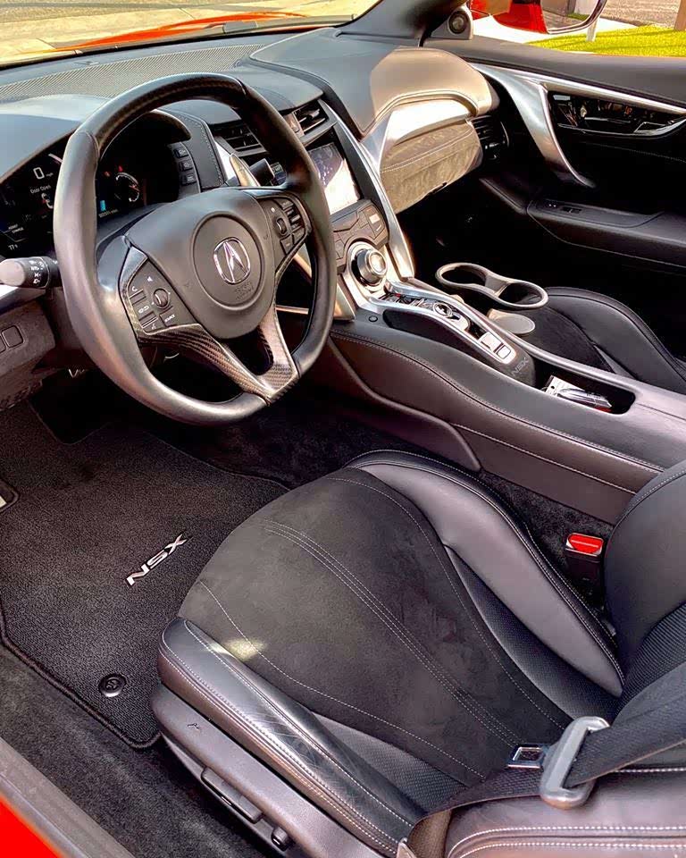 二三百万级别的跑车,讴歌nsx的内饰是不是太平淡了