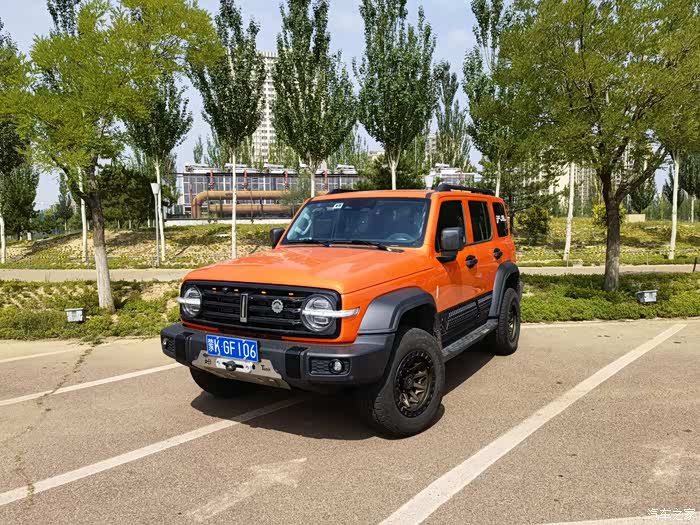 城市越野小能手坦克300