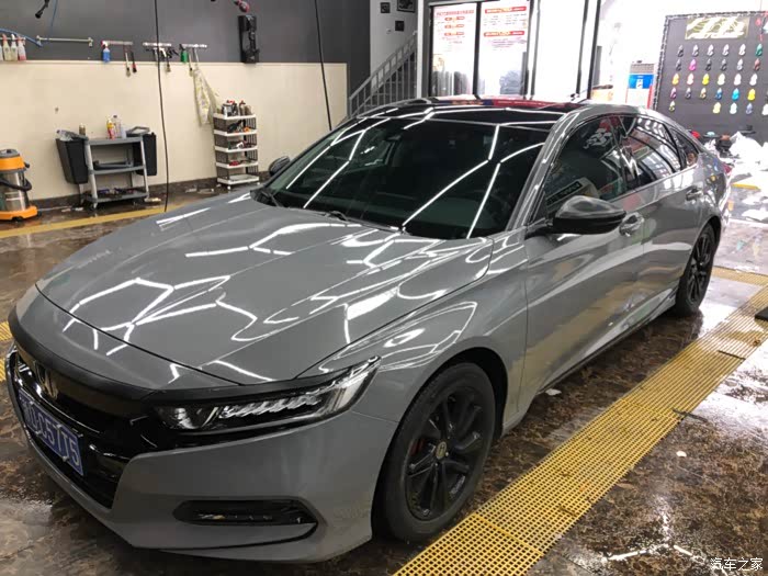 全国首台十代雅阁纳多灰