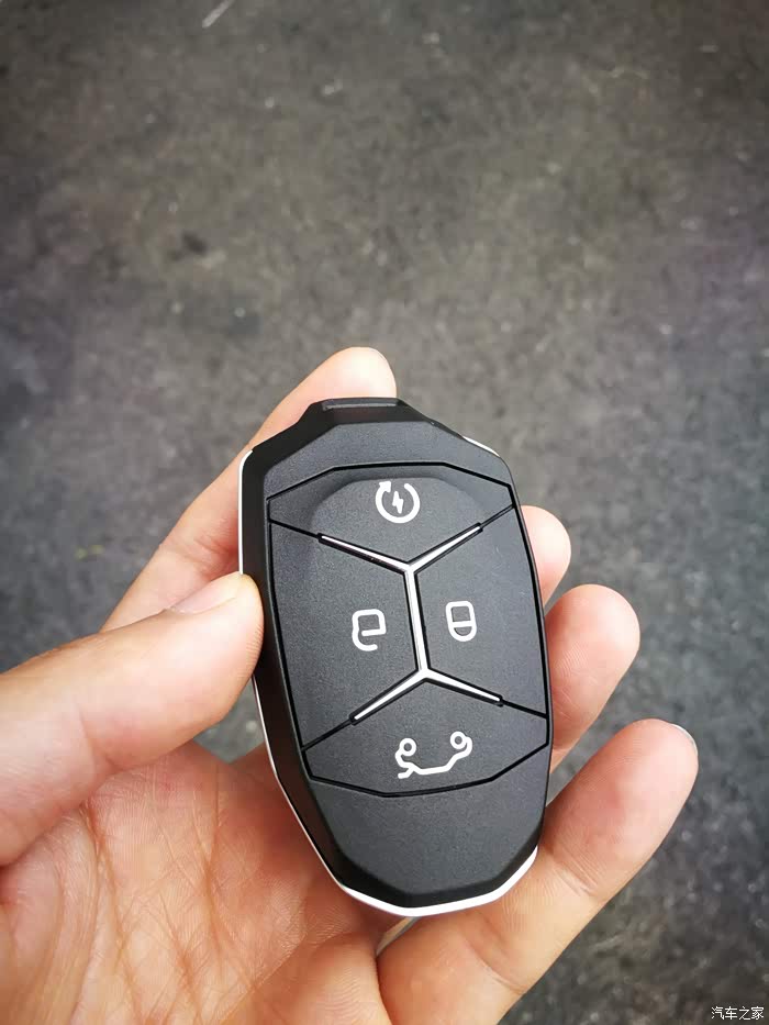 领克01等车提车流程分享