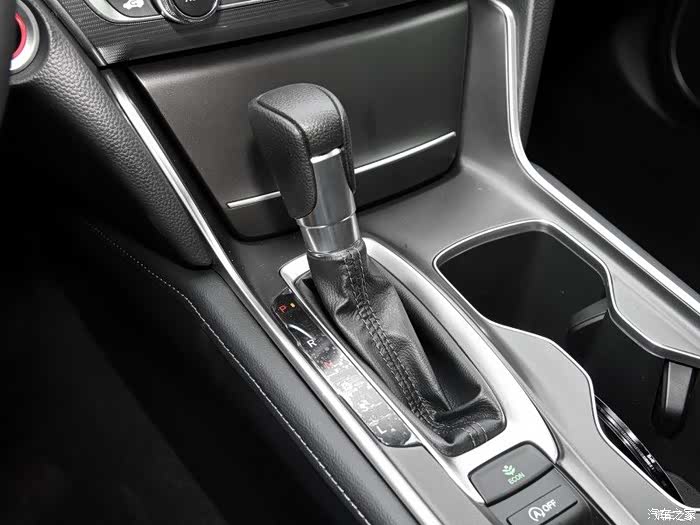 关于十代雅阁15t汽油版的档把