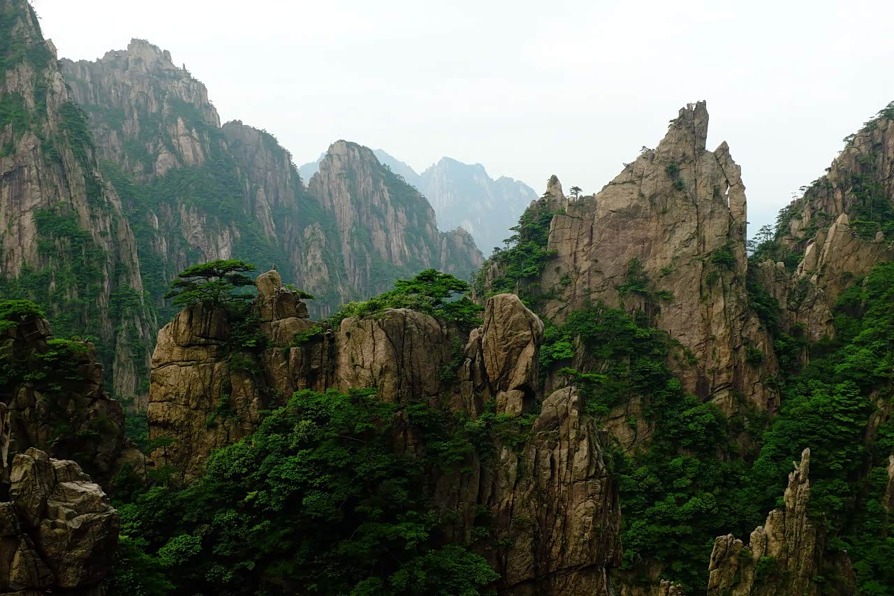 只有在充满了艰辛的人生旅途中始终调整好自己观风景的心态