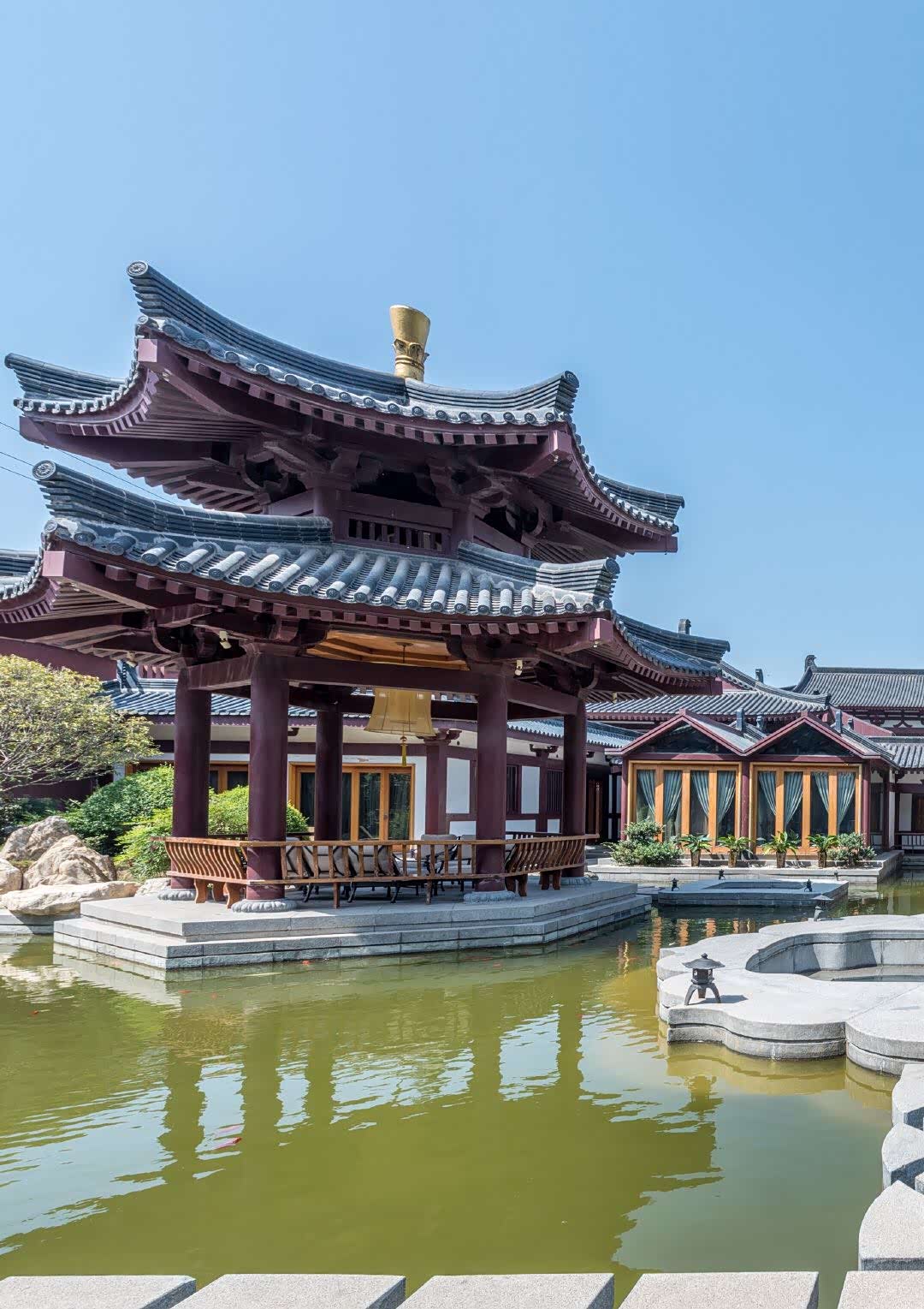 华清宫又称华清池是唐代帝王游幸的别宫