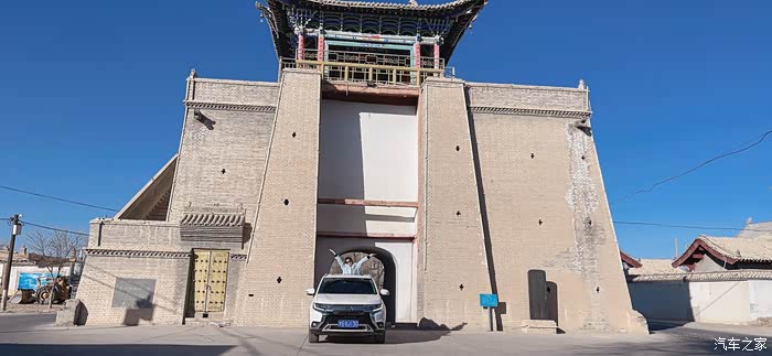 打卡古城村屋兰古镇率先看风景