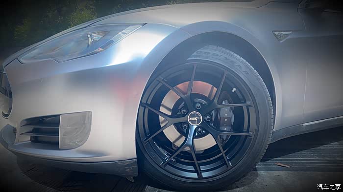 特斯拉models电光灰加starfks轮毂