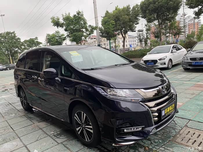 奶爸车走一辆.提19年混动奥德赛尊享版