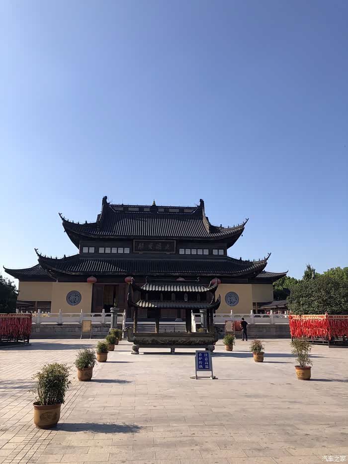 方形七层楼阁式砖塔镇国寺