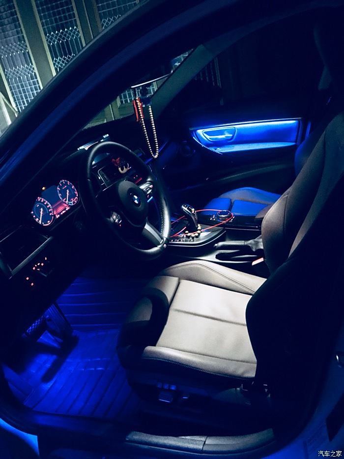宝马3系GT氛围灯效果图图片