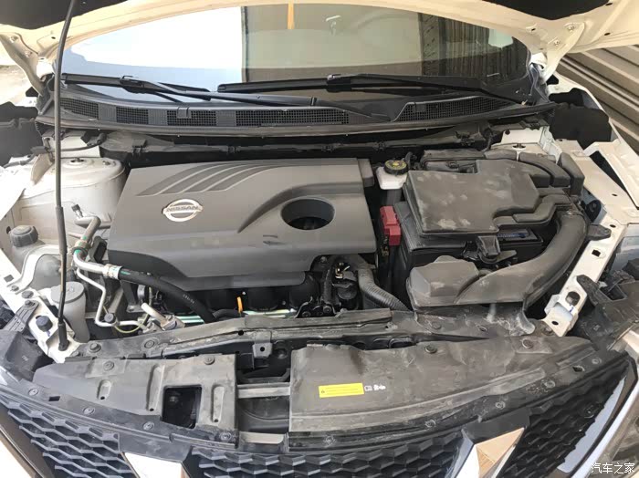 逍客玻璃水这里加吗