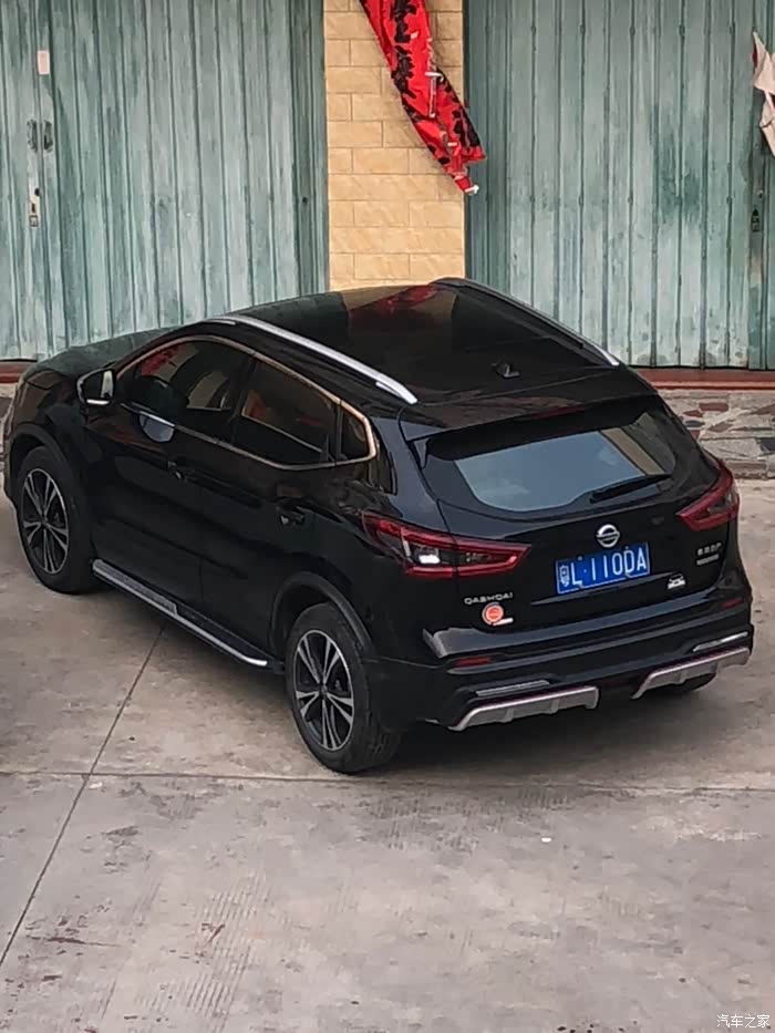 谁有新款逍客黑色照片,发个看看