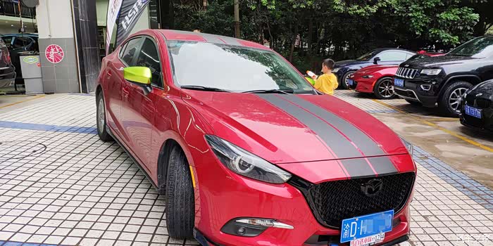 【图】新款昂克赛拉改装蜂窝中网 黑标,撞色后视镜_马自达3 昂克赛拉