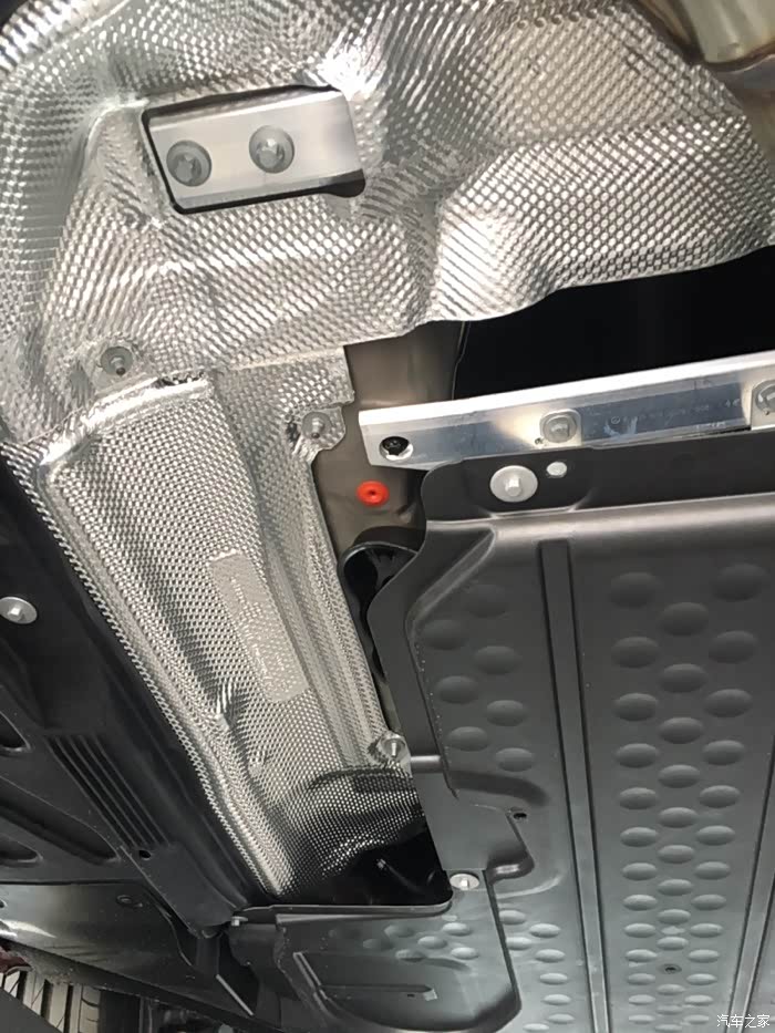 奔驰c200l底盘结构强大,多图,需要了解的请进