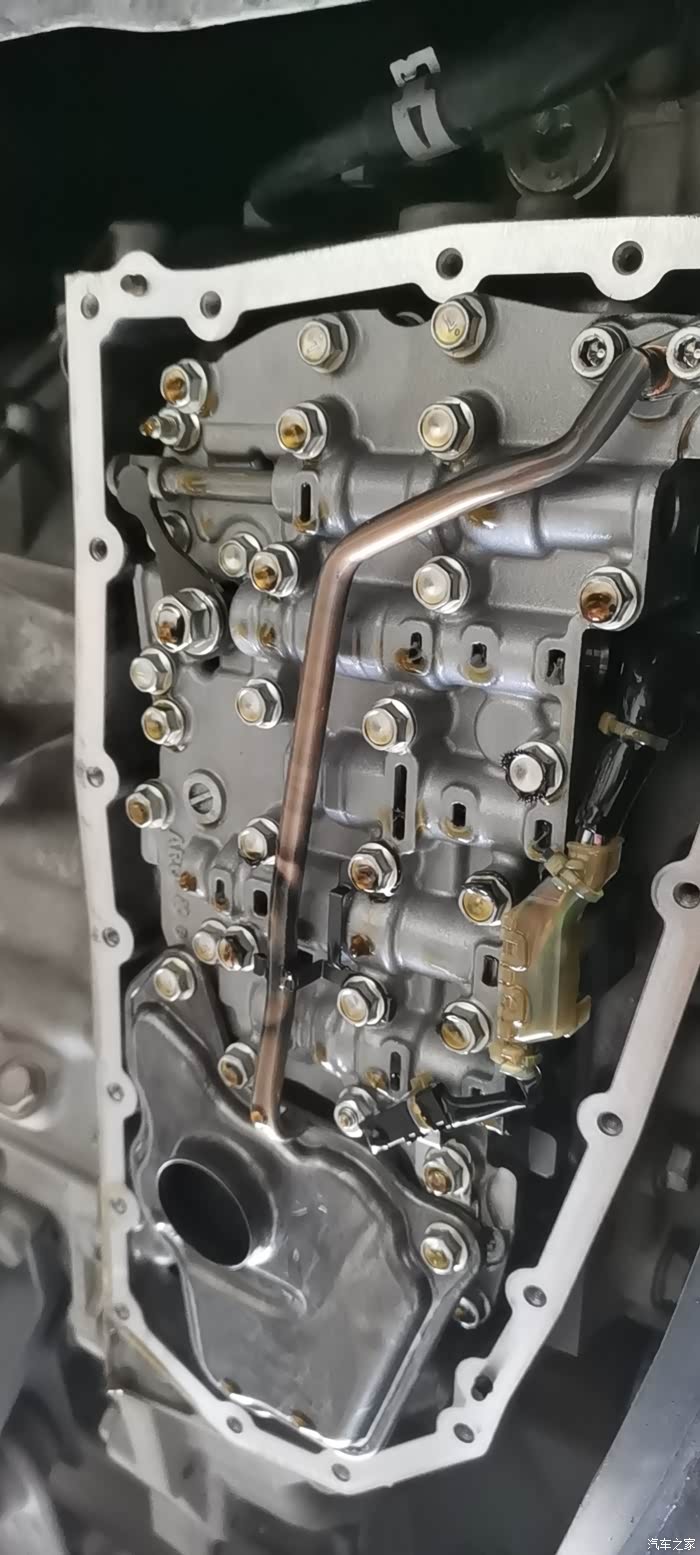 日产新奇骏cvt变速箱油及滤芯如何更换